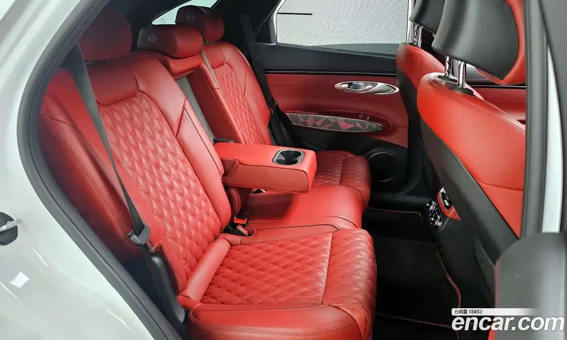 Genesis GV70 2024 2.5 Автомат в Москве № 116030, фото 12