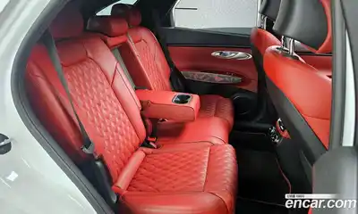 Genesis GV70 2024 2.5 Автомат в Москве № 116030, миниатюра 12