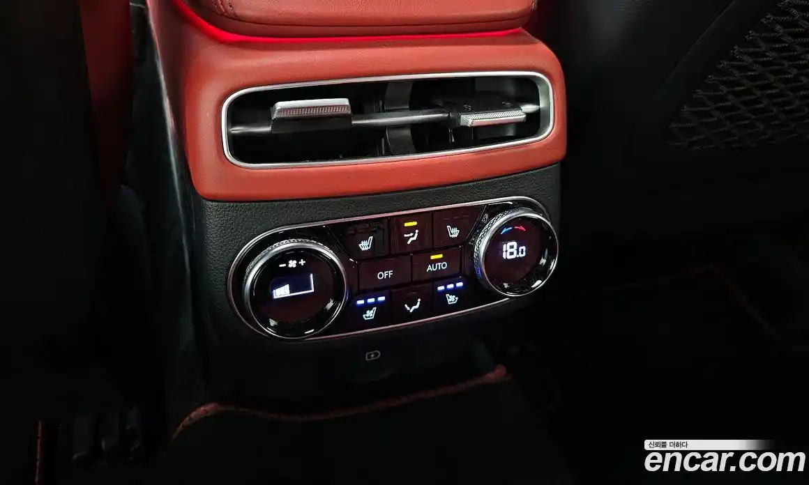 Genesis GV70 2024 2.5 Автомат в Москве № 116030, фото 17