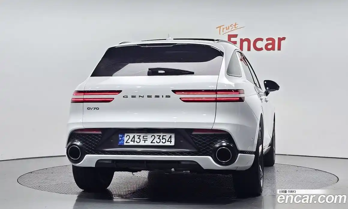 Genesis GV70 2024 2.5 Автомат в Москве № 116030, фото 4