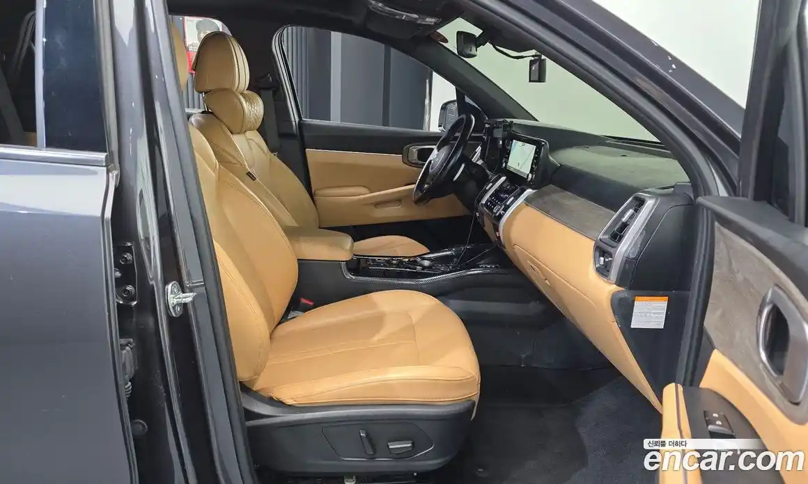 Kia Sorento 2023 1.6 Автомат в Москве № 121988, фото 16