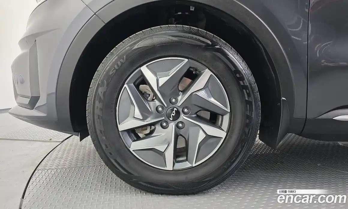 Kia Sorento 2023 1.6 Автомат в Москве № 121988, фото 20