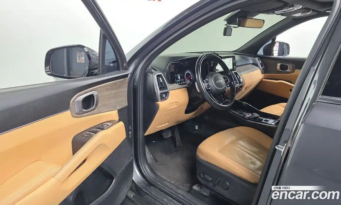 Kia Sorento 2023 1.6 Автомат в Москве № 121988, фото 7