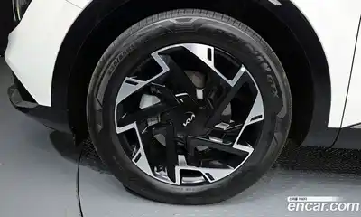 Kia Sportage 2023 1.6 Автомат в Москве № 122129, миниатюра 3