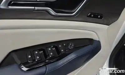 Kia Sportage 2023 1.6 Автомат в Москве № 122129, миниатюра 8