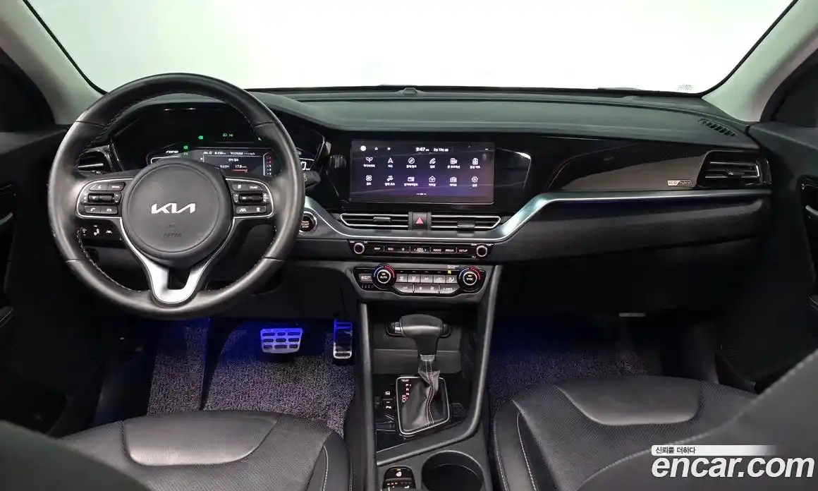 Kia Niro 2022 1.6 Автомат в Москве № 123119, фото 20