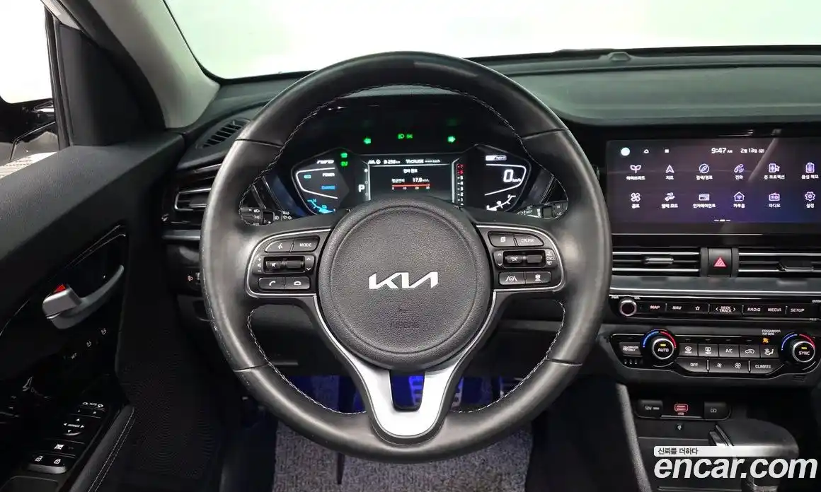 Kia Niro 2022 1.6 Автомат в Москве № 123119, фото 9