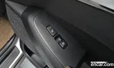 Kia Seltos 2021 1.6 Автомат в Москве № 123857, миниатюра 2