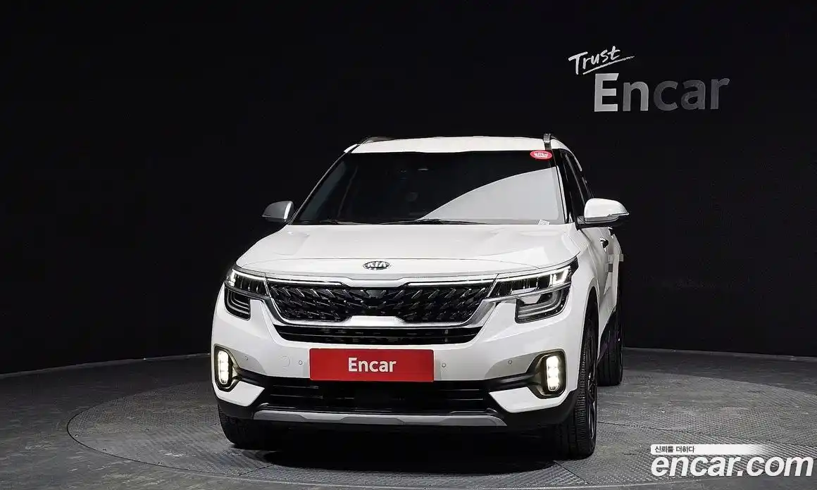 Kia Seltos 2021 1.6 Автомат в Москве № 123857, фото 10