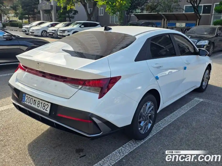 Hyundai Avante 2026 1.6 Автомат в Москве № 124528, фото 3