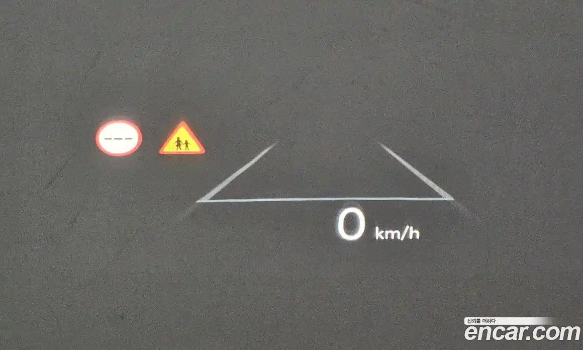 Hyundai Santa Fe 2024 1.6 Автомат в Москве № 124711, фото 19