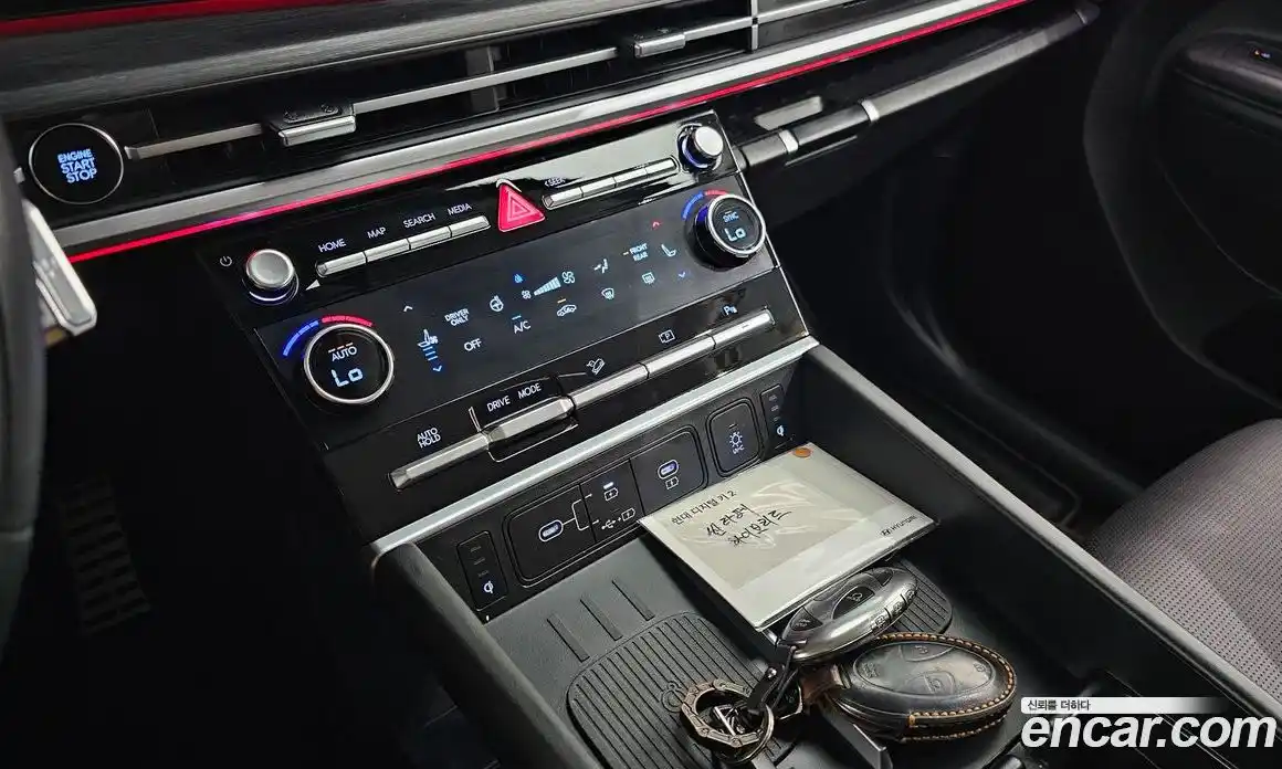 Hyundai Santa Fe 2024 1.6 Автомат в Москве № 124711, фото 20