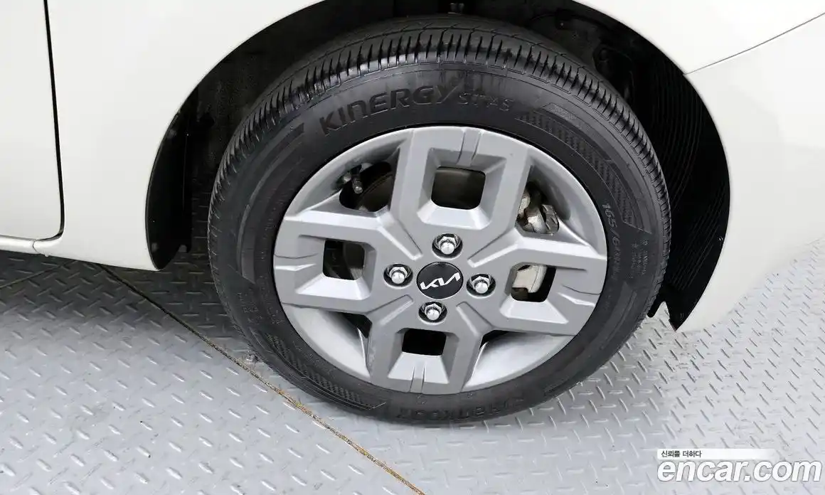 Kia Ray 2023 1.0 Автомат в Москве № 124821, фото 4