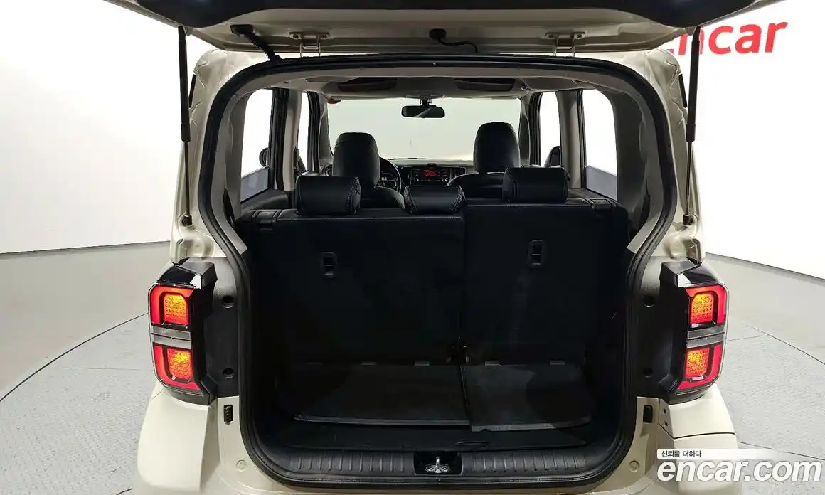 Kia Ray 2023 1.0 Автомат в Москве № 124821, фото 6