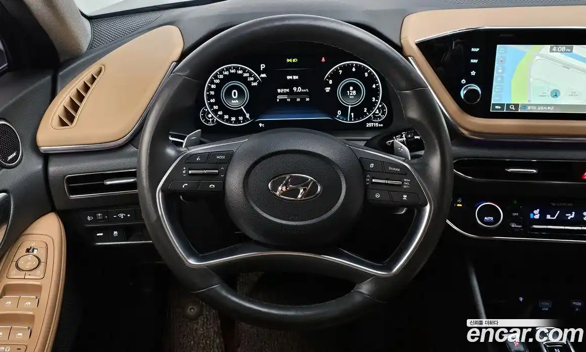 Hyundai Sonata 2022 1.6 Автомат в Москве № 125059, фото 14