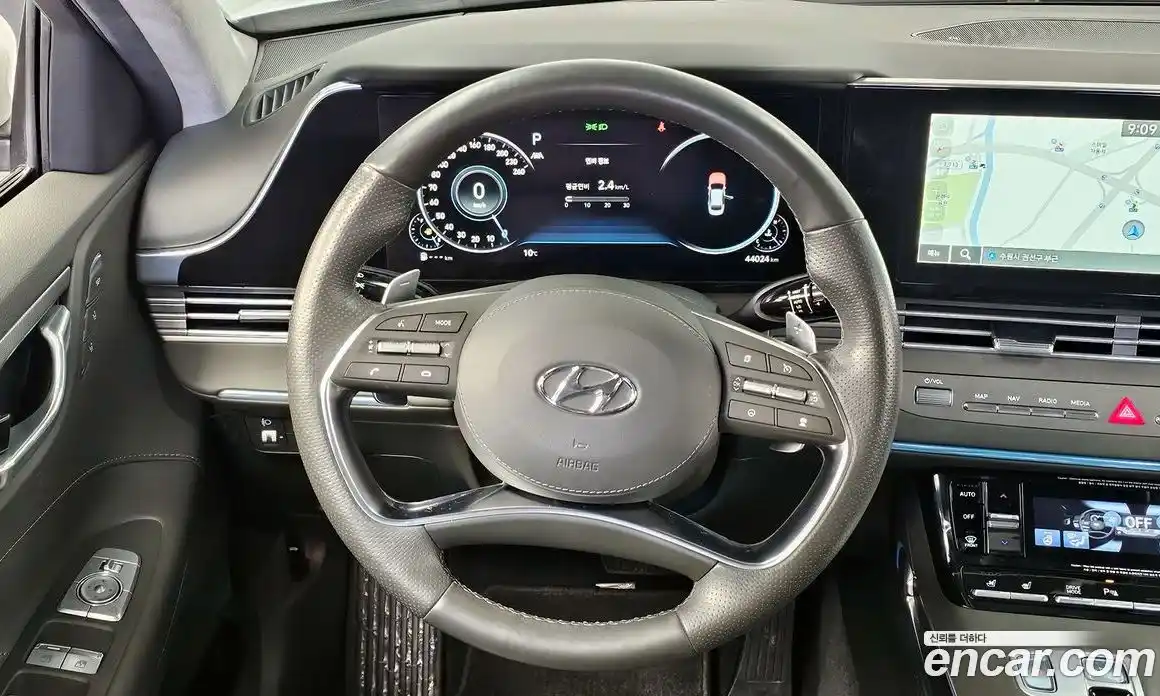 Hyundai Grandeur 2020 2.5 Автомат в Москве № 126553, фото 3