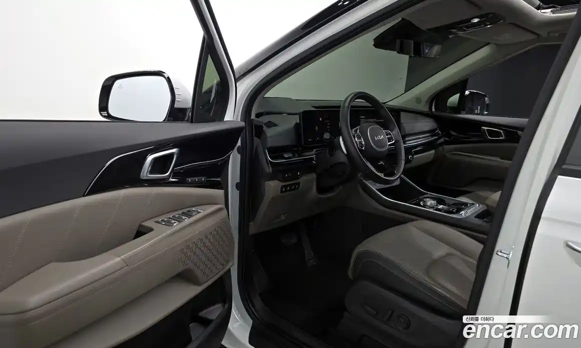 Kia Canival 2024 3.5 Автомат в Москве № 12777, фото 7