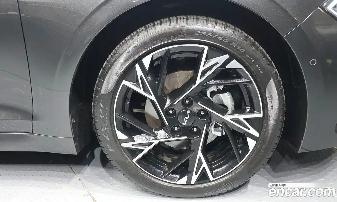 Kia K5 2025 1.6 Автомат в Москве № 127841, фото 5