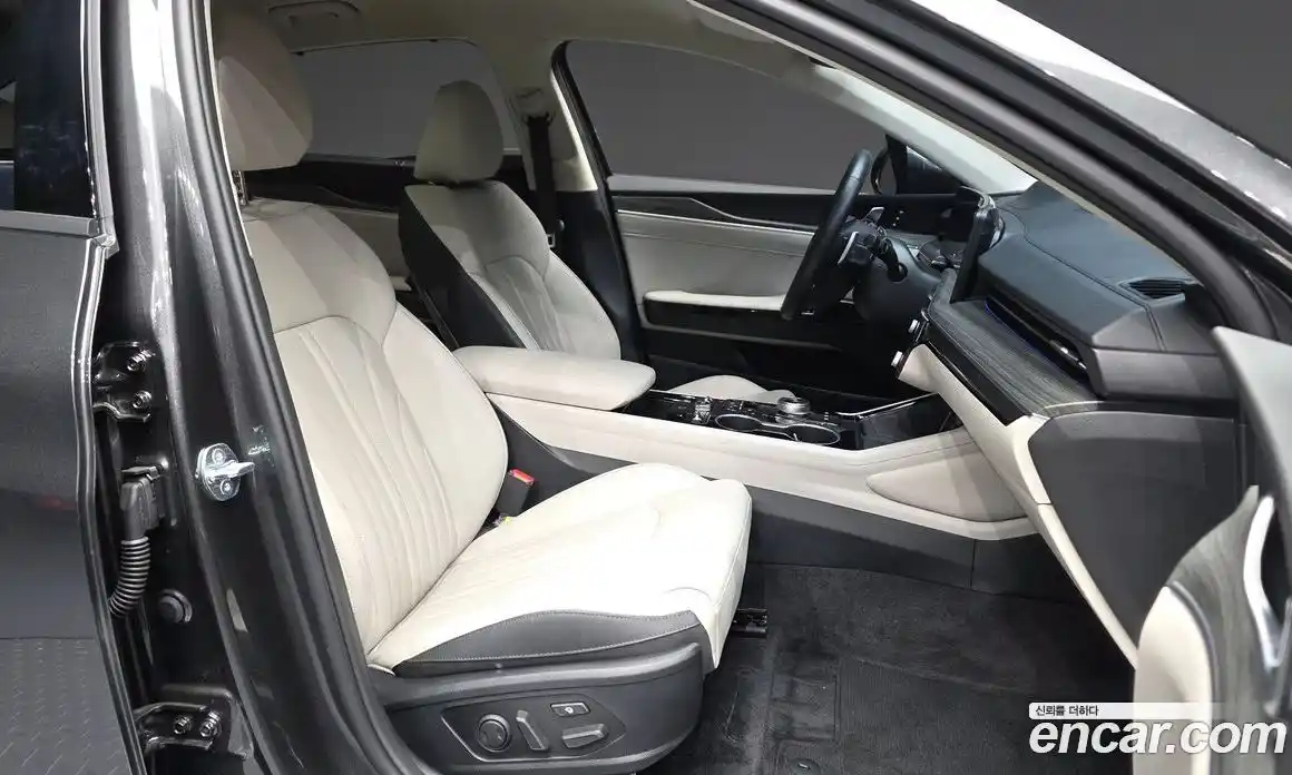 Kia K5 2025 1.6 Автомат в Москве № 127841, фото 6