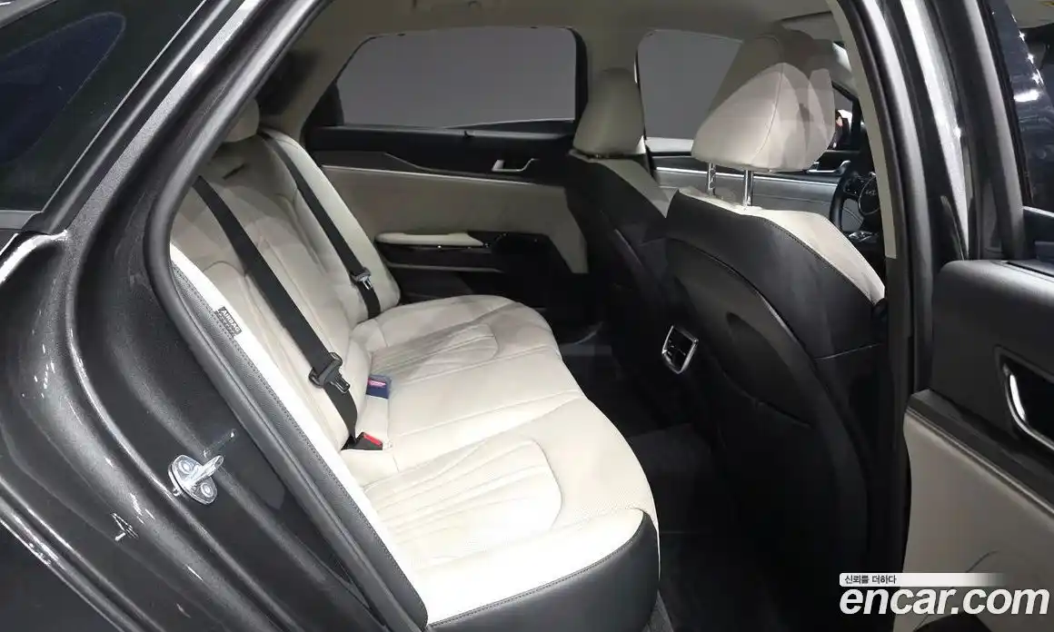 Kia K5 2025 1.6 Автомат в Москве № 127841, фото 9