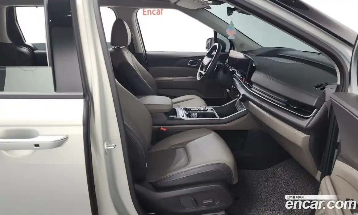 Kia Canival 2025 3.5 Автомат в Москве № 128092, фото 12