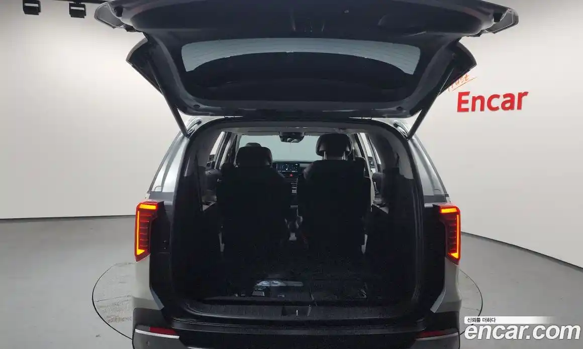 Kia Canival 2025 3.5 Автомат в Москве № 128092, фото 15