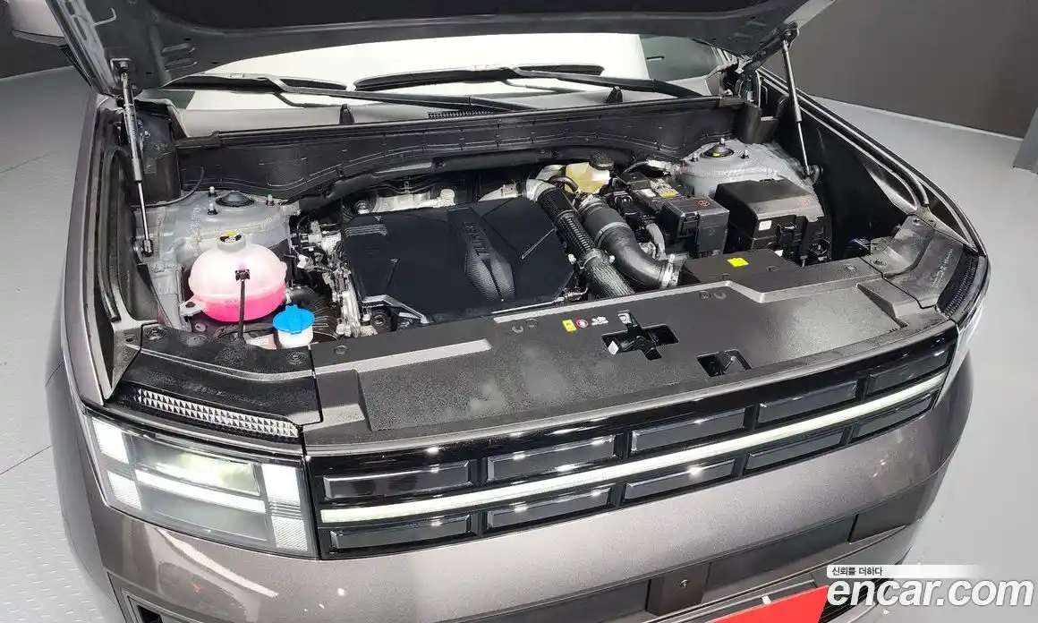 Hyundai Santa Fe 2025 2.5 Автомат в Москве № 129656, фото 10