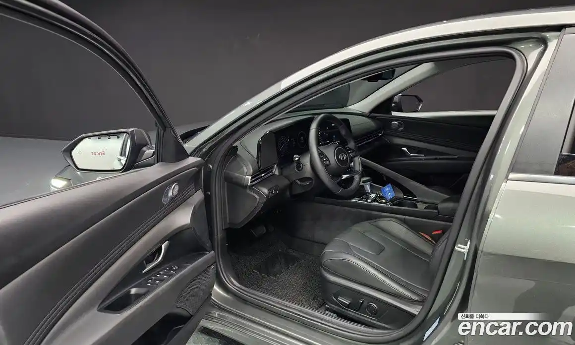 Hyundai Avante 2025 1.6 Автомат в Москве № 130016, фото 11