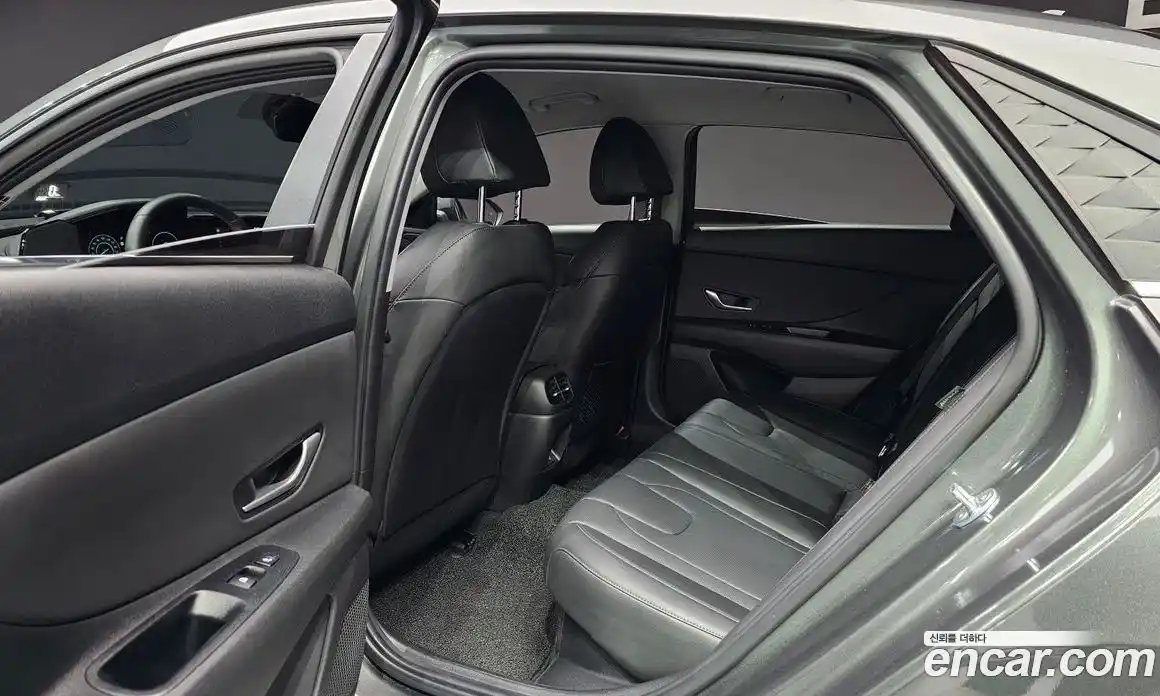 Hyundai Avante 2025 1.6 Автомат в Москве № 130016, фото 3