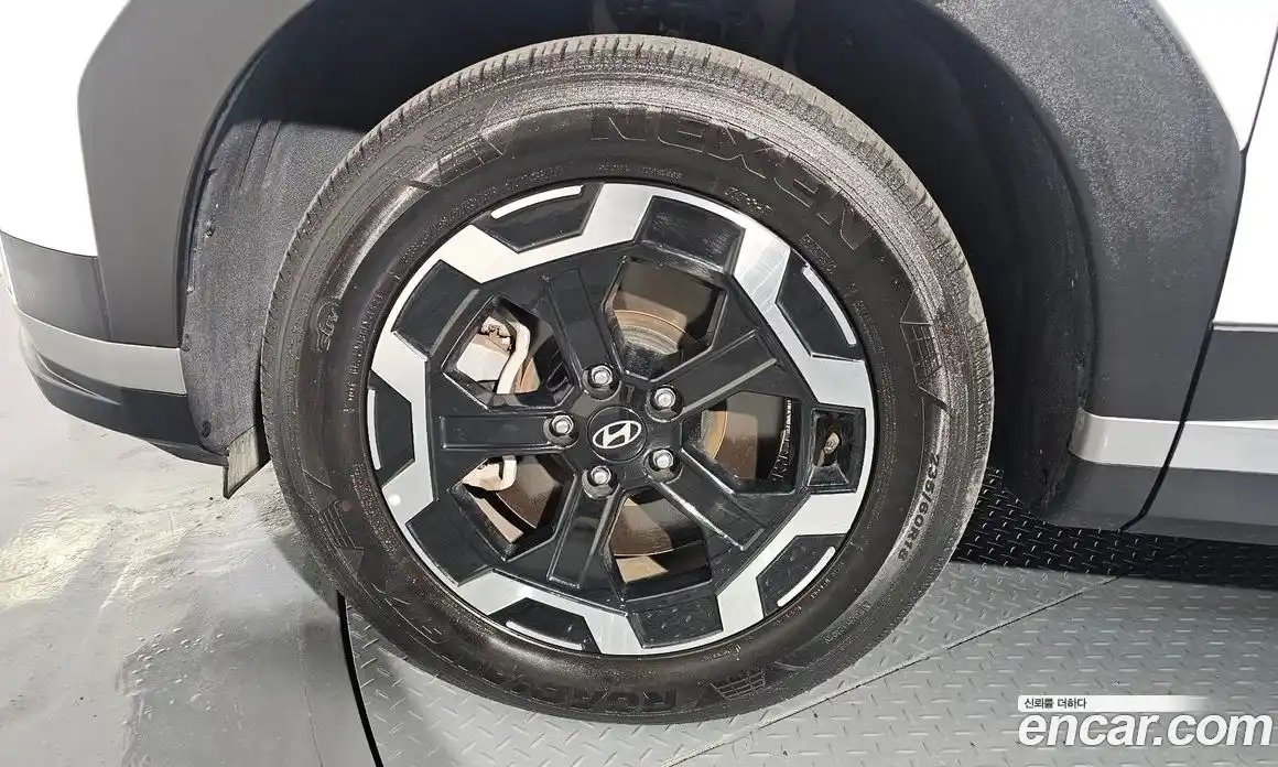 Hyundai Santa Fe 2024 2.5 Автомат в Москве № 130663, фото 17