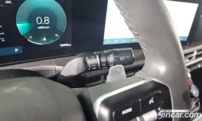 Hyundai Santa Fe 2024 2.5 Автомат в Москве № 130663, миниатюра 8