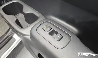 Hyundai Santa Fe 2024 2.5 Автомат в Москве № 130663, миниатюра 10