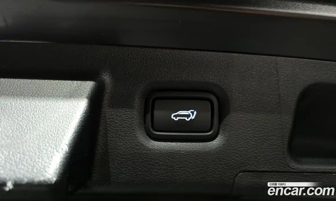 Hyundai Santa Fe 2022 2.2 Автомат в Москве № 130731, фото 11