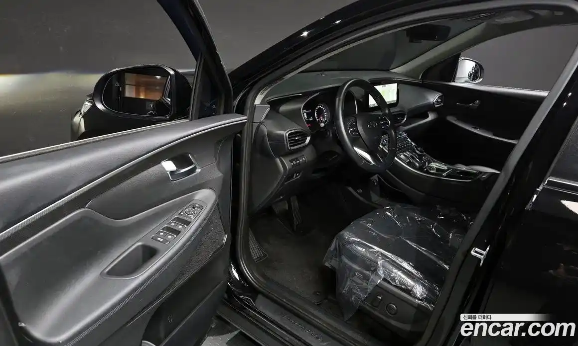 Hyundai Santa Fe 2022 2.2 Автомат в Москве № 130731, фото 14