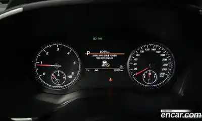 Hyundai Santa Fe 2022 2.2 Автомат в Москве № 130731, миниатюра 8