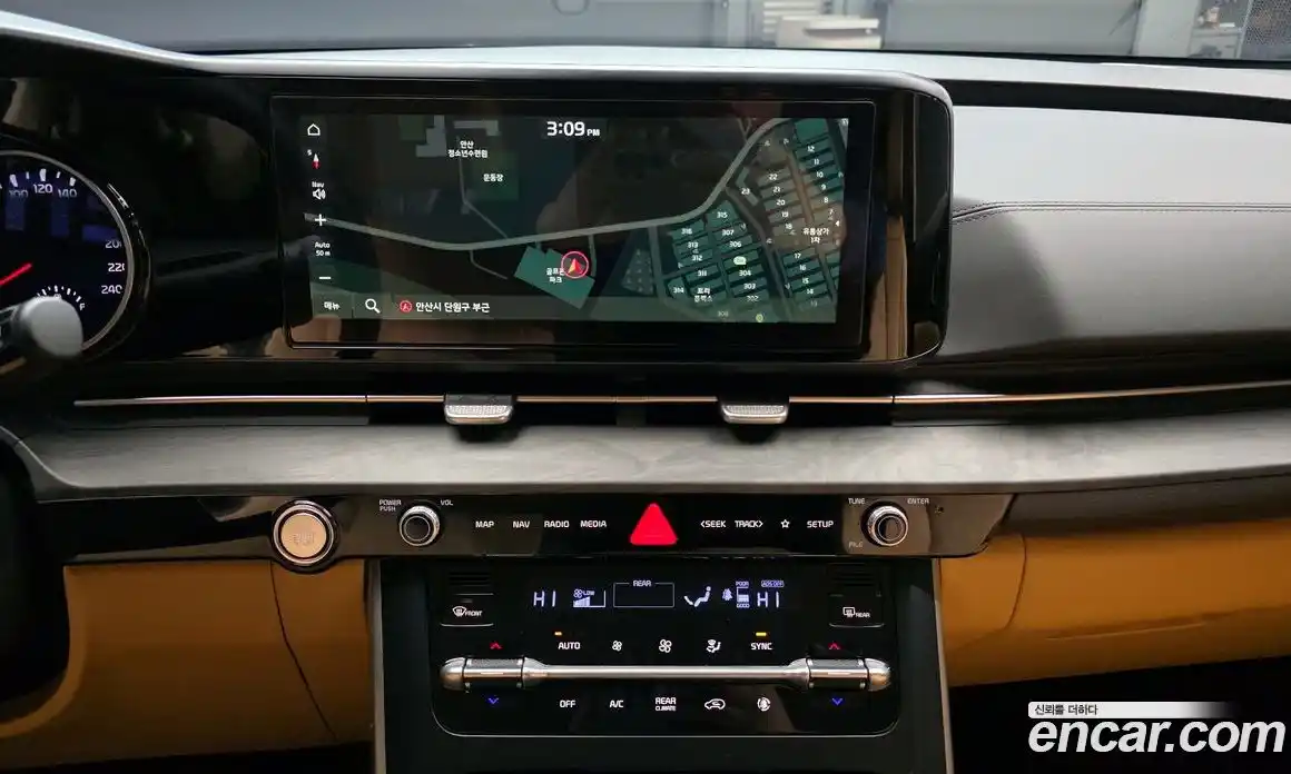 Kia Canival 2023 3.5 Автомат в Москве № 131240, фото 13