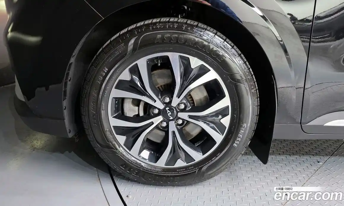 Kia Canival 2023 3.5 Автомат в Москве № 131240, фото 17