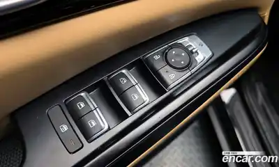 Kia Canival 2023 3.5 Автомат в Москве № 131240, миниатюра 7