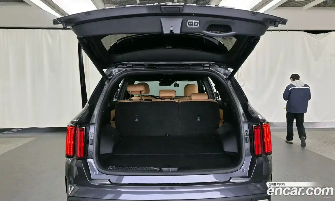 Kia Sorento 2022 1.6 Автомат в Москве № 133300, фото 6