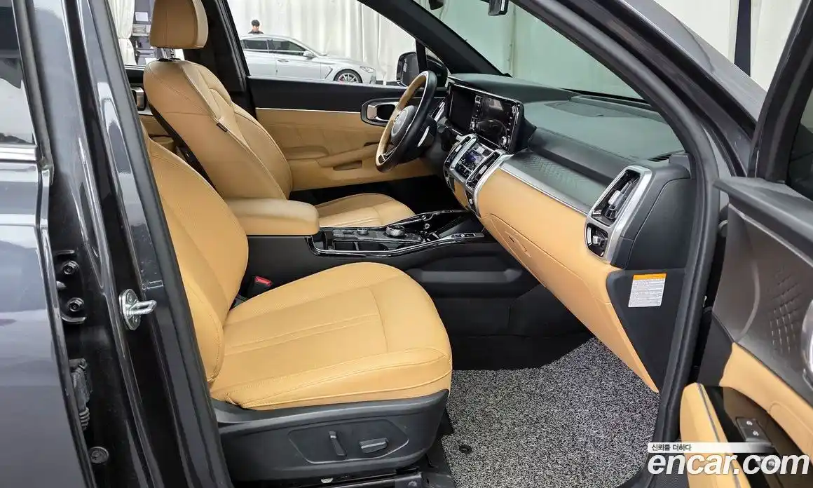 Kia Sorento 2022 1.6 Автомат в Москве № 133300, фото 7