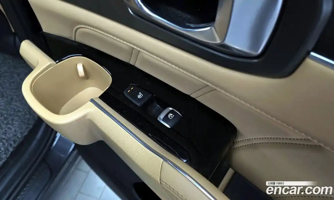 Kia Sorento 2022 1.6 Автомат в Москве № 133300, фото 8