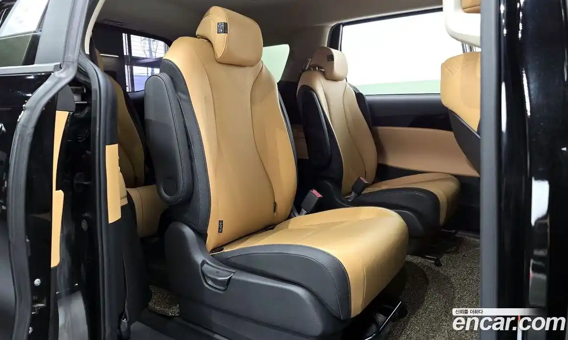 Kia Canival 2021 2.2 Автомат в Москве № 133580, фото 19