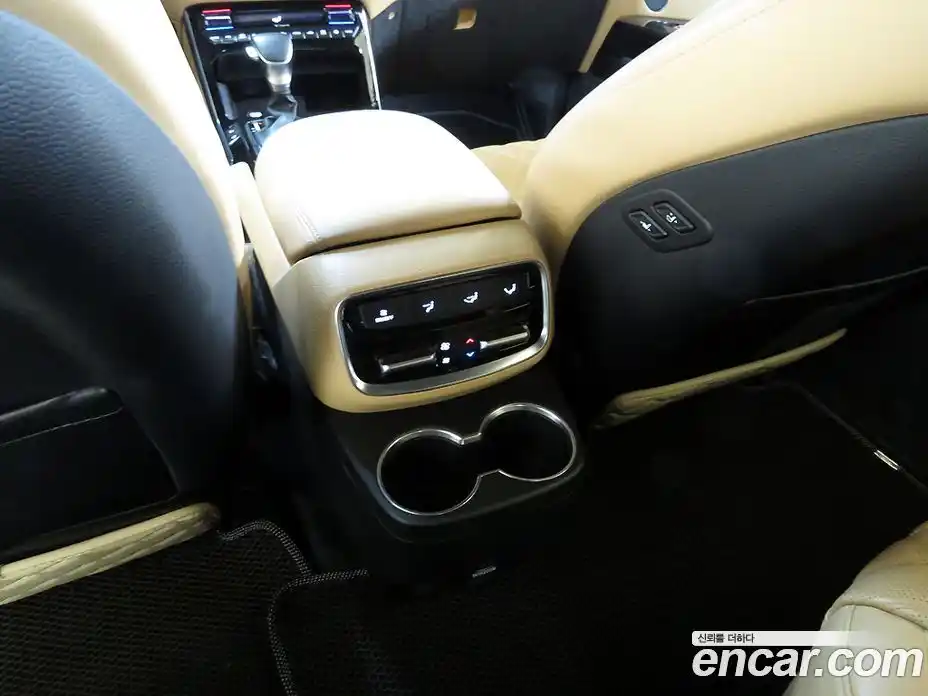 Kia Mohave 2021 3.0 Автомат в Москве № 134126, фото 14