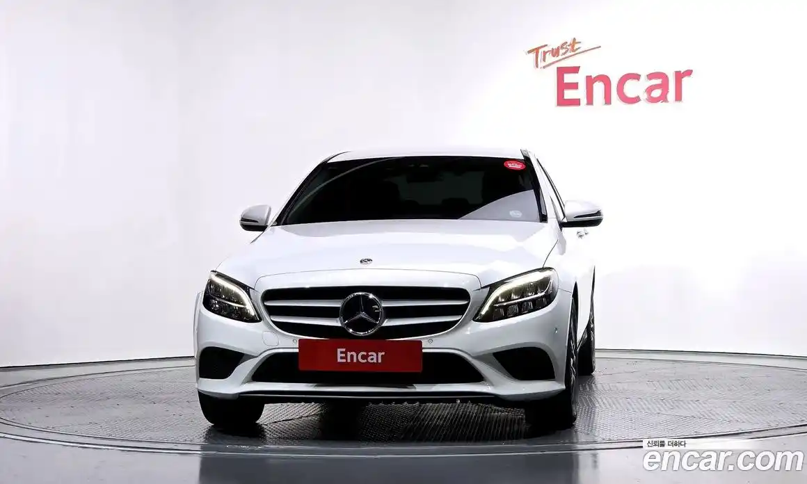 Mercedes-Benz C-Class 2020 2.0 Автомат в Москве № 135836, фото 3