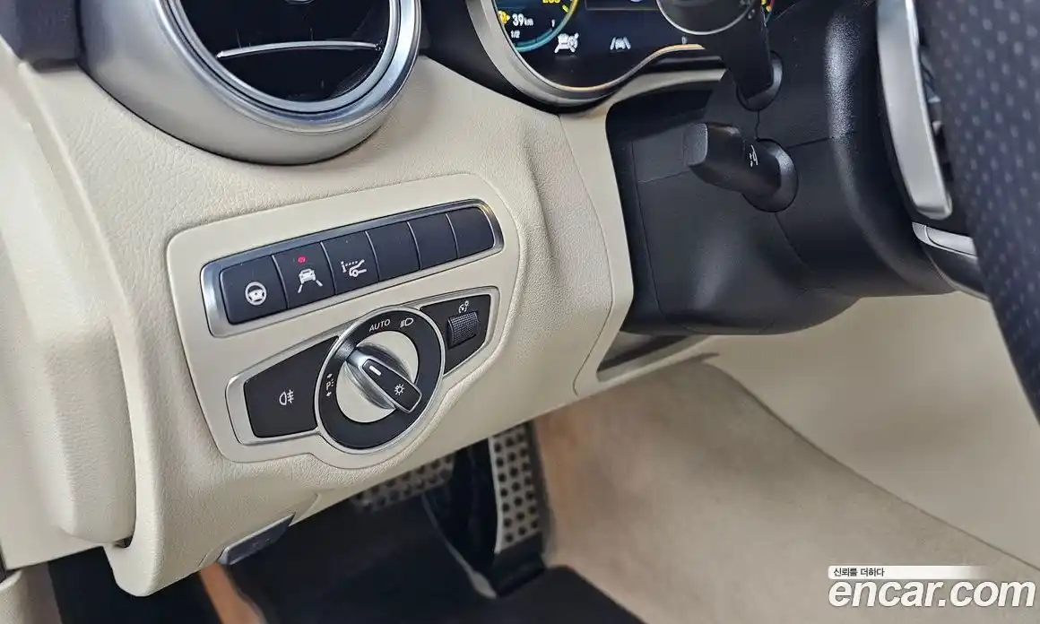 Mercedes-Benz C-Class 2021 2.0 Автомат в Москве № 137498, фото 3