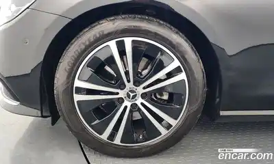 Mercedes-Benz E-Class 2021 2.0 Автомат в Москве № 137524, миниатюра 5