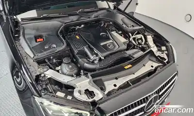 Mercedes-Benz E-Class 2021 2.0 Автомат в Москве № 137524, миниатюра 6
