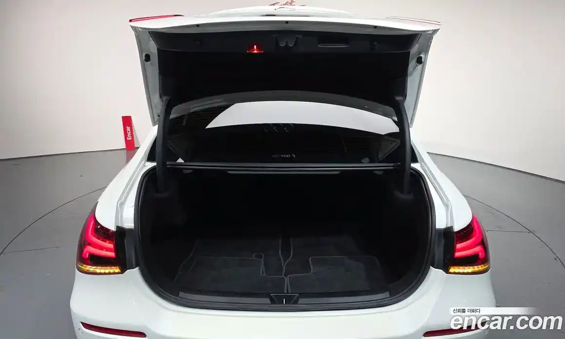 Mercedes-Benz A-Class 2021 2.0 Автомат в Москве № 139412, фото 12