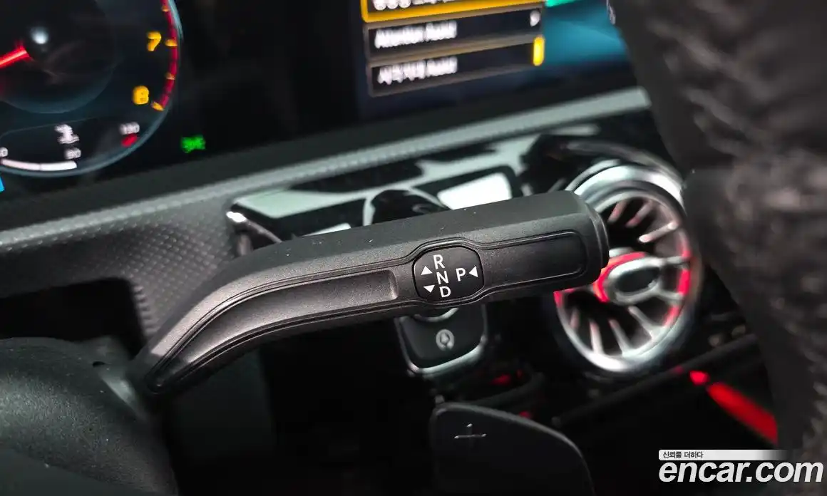 Mercedes-Benz A-Class 2021 2.0 Автомат в Москве № 139412, фото 15