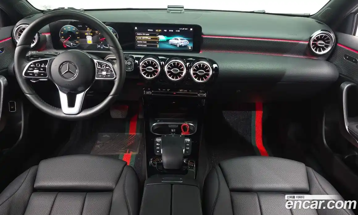 Mercedes-Benz A-Class 2021 2.0 Автомат в Москве № 139412, фото 18